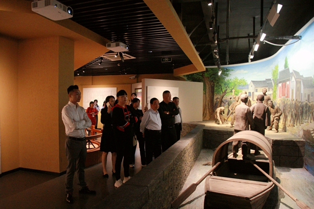 1572484718588710TndF.jpg IMG_9878_副本_副本.jpg